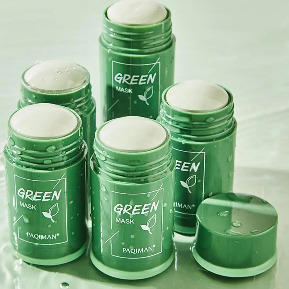 Green skincare masks with 'PAQIMAN' branding on a light gray background